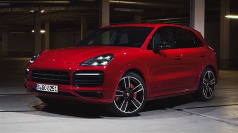 El Nuevo Porsche Cayenne GTS 2020 Entra En Escena Apostando Por Un Motor V8