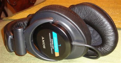 Sony MDR 7509HD Headphones Sony Gallery 2009 07 21 17 05 HiFi