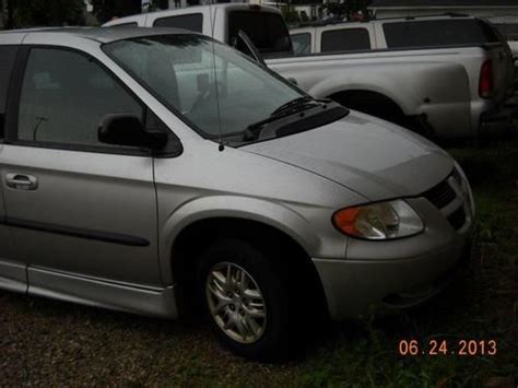 Purchase Used 2003 Dodge Grand Caravan Handicap Accessable Van In