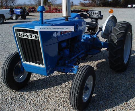 Ford 2000 Tractor 2000 Hours 3 Cylinder 1973 Pto 3 Point Farm Use