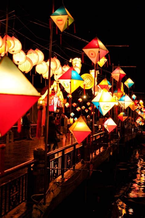 Hoi An lanterns - Hoi An, Vietnam | Việt nam, Hội an, Lễ hội