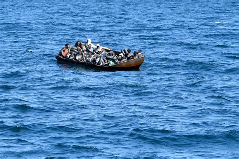 Four Migrants Dead After Boat Sinks Off Tunisia｜arab News Japan