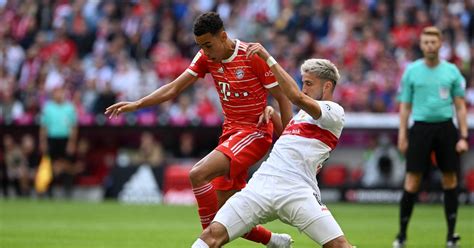 Match Awards For Bayern Munichs 2 2 Draw With Vfb Stuttgart Bavarian Football Works