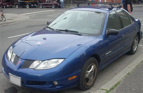 2005 Pontiac Sunfire Base 2dr Coupe 5-spd manual w/OD