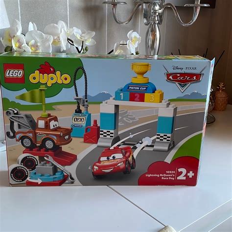 Se Produkter Som Liknar Lego Duplo Cars Lightni P Tradera