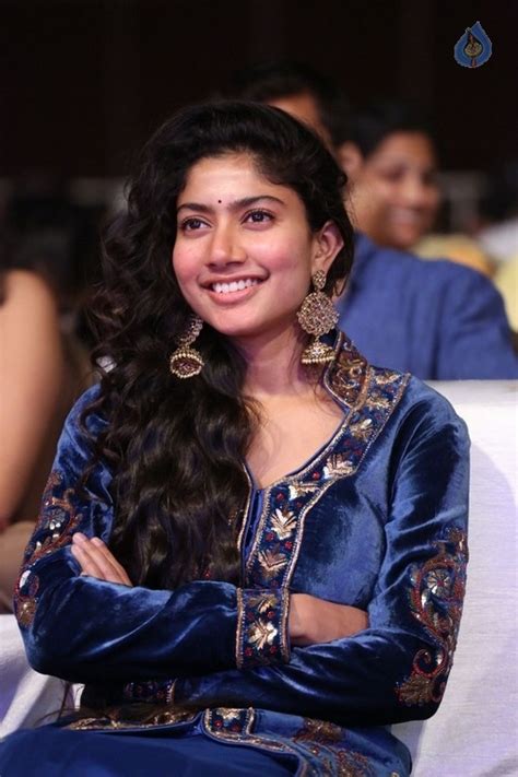 Sai Pallavi At Fidaa Audio Launch Photo 10 Of 31