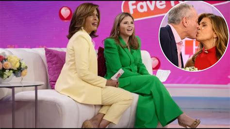 You Must Be Sad Hoda Kotb And Jenna Bush Hager Weigh In On Kourtney