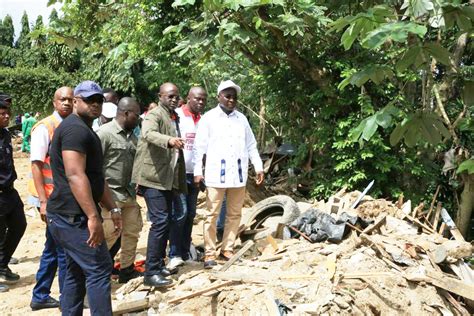 CURAGE DES CANALISATIONS ET DÉGUERPISSEMENT LE MINISTRE BOUAKÉ FOFANA