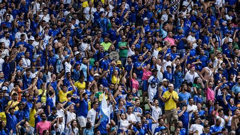 Parcial Mil Torcedores J Garantiram Ingresso Para Cruzeiro X Atl Tico