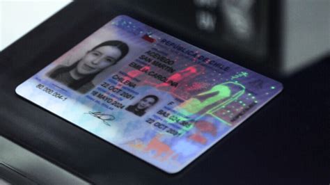 FOTOS El nuevo carnet y pasaporte de Chile Cuándo se emiten