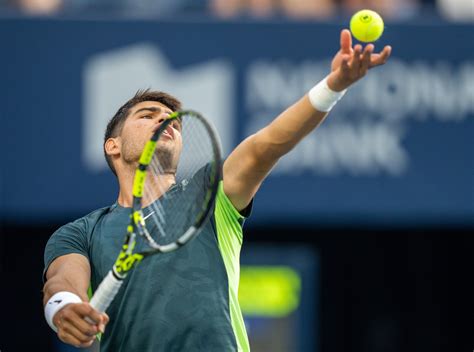 Carlos Alcaraz debuta en el Masters de Canadá con victoria Aristegui