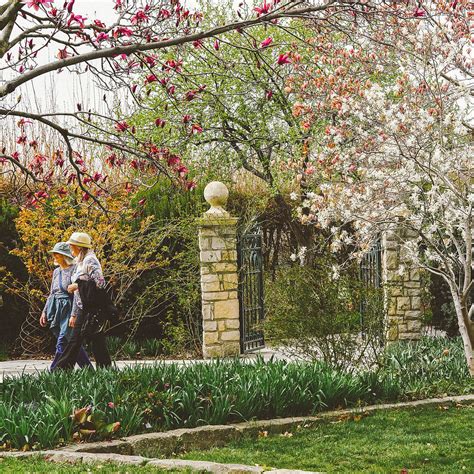 Visit Idahobotanicalgarden