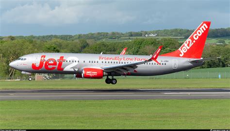 G JZBX Jet2 Boeing 737 8HX WL Photo By Graeme Williamson ID 1426968