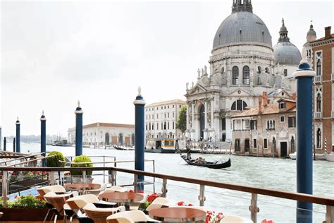 Best hotels for canal views in Venice - stuba.com