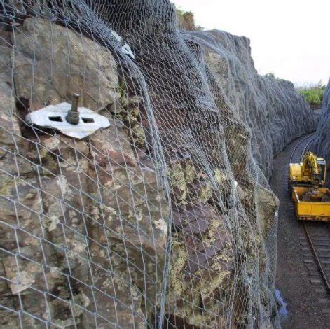 High Tensile Protection Mesh Rockfall Netting 1770n Slope Protection