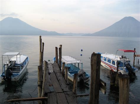 Living Rootless: Lake Atitlan, Guatemala: Santa Cruz, Quiet Scenes at the Dock