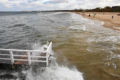 Wichura na Pomorzu W sobotę powieje nawet do 100 km h Może spaść