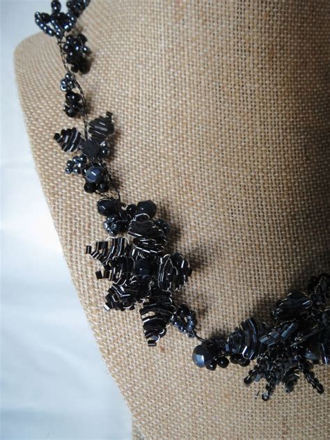 Handmade Artisan Seed Bead Necklace Wire Black Flower Gem