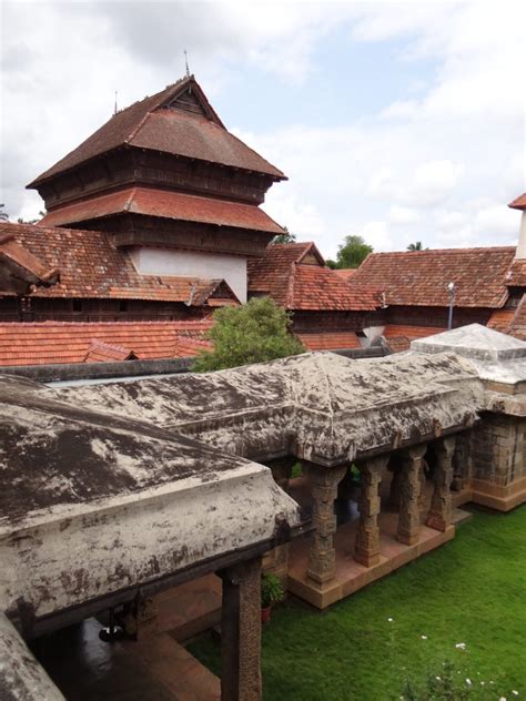 Inside the Padmanabhapuram Palace - GiGlee Magazine