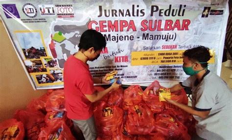 Ambil Bagian Jurnalis Peduli Sulbar Salurkan Bantuan Korban Terdampak