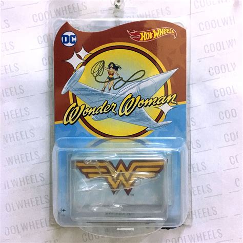 Hot Wheels Collector Edition Wonder Woman Invisible Jet Shopee Malaysia