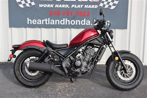 The 2017 Honda Rebel 300 Is Our Cruiser Of The Year Motorcycle Cruiser