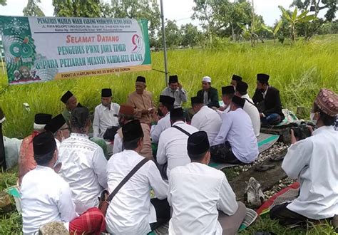 Jelang Puncak Harlah Ke 99 PWNU Jatim Ziarah Ke Makam Makam Muassis