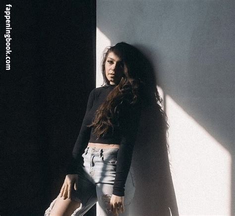 Skye Dolecki Nude The Fappening Photo 1643461 FappeningBook