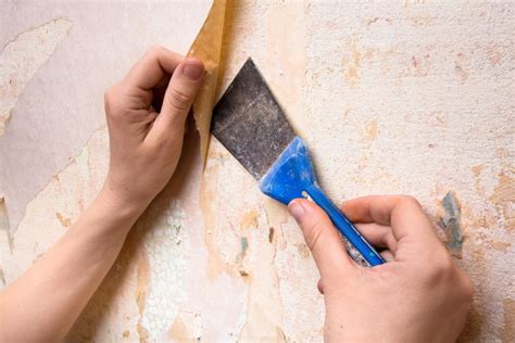 How To Prepare A Wall For Paint After Removing Wallpaper Doityourself