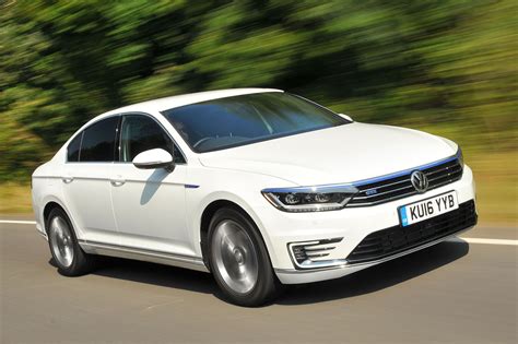 Volkswagen Passat Gte Review 2022 Autocar