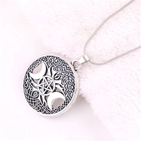 Triple Moon Goddess Wicca Pentagram Magic Amulet Necklace Women Tree