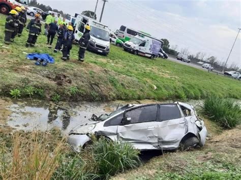Tragedia en la Autopista Buenos Aires-La Plata: murió una joven de 19