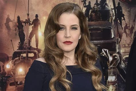 Lisa Marie Presley carrière mort Biographie de la fille d Elvis