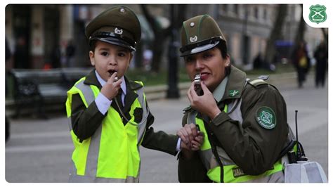 Carabineros Saluda A Todos Los Niños En Su Día Youtube