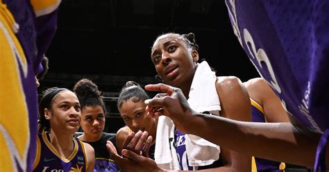 Wnba Nneka Ogwumike Led Los Angeles Sparks On The Road Again Swish Appeal