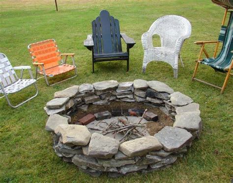 fire ring...this one looks easy! Backyard Fire, Outdoor Fire Pit ...