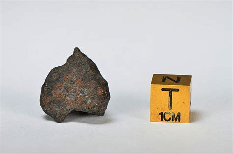 ORDINARY CHONDRITE Meteorite with FRESH CRUST 5.1g – Top Meteorite