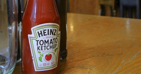 This Life Hack Will Help You Get Heinz Tomato Ketchup Out Of The Bottle