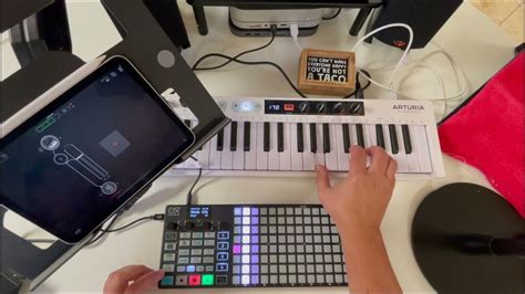 Oxi One Sequencer Using Midi Keyboard To Play In Notes Youtube