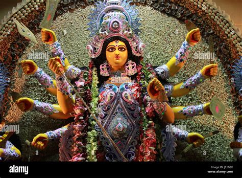 Durga Maa Hi Res Stock Photography And Images Alamy