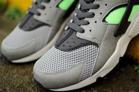 What's the Deal with Mesh Toes on the Nike Air Huarache? | Sole Collector