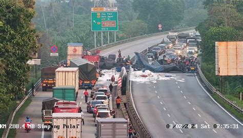 Dua Pemandu Lori Maut Nahas Tujuh Kenderaan Di Gopeng Edisi 9