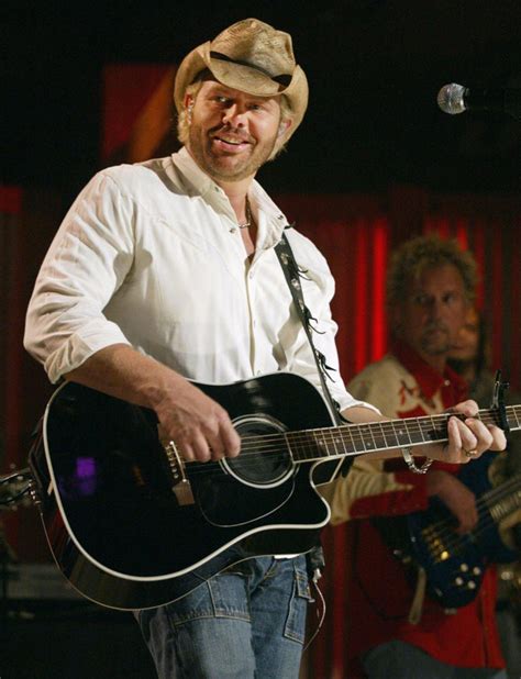 Watch Toby Keiths Last Performance At The Grand Ole Opry In Nashville