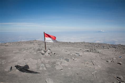 Duh Lagi Lagi Ada Pendaki Hilang Seorang Pendaki Asal Swiss Hilang Di