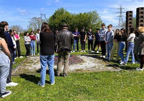 Jeudi Juillet Montreuil Bellay Une Visite De Lancien Camp D