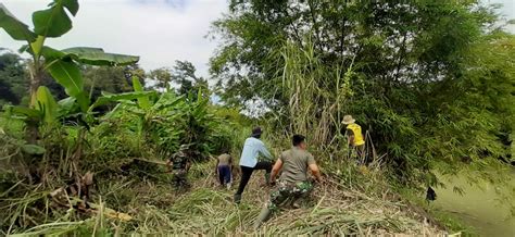 Sektor 20 Subsektor 01 Bojongmangu Jaga Kebersihan Anak Sungai Citarum