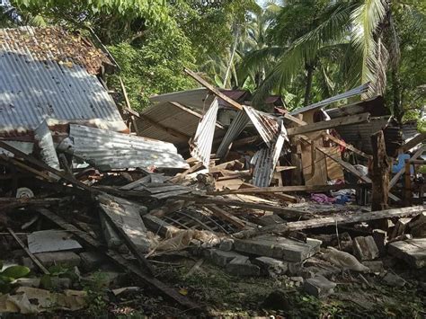 Philippines Earthquake At Least One Dead After 6 6 Magnitude Tremor