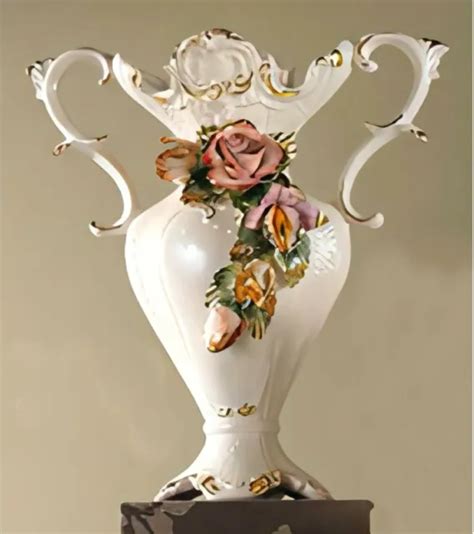 Vase Amphore En Porcelaine Italienne Capodimonte Avec Or H Cm Main