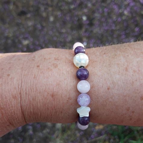 Bracelet Lépidolite Quartz rose Améthyste lavande et perle en nacre