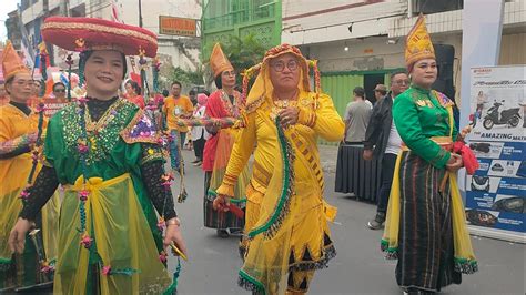 Karnaval Budaya Cap Go Meh Jappa Jokka Kumpulan Bissu Jln Sulawesi